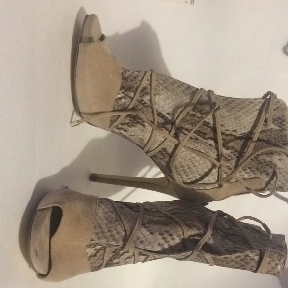 GUESS Ayana python peep toe bootie - Picture 6 of 8